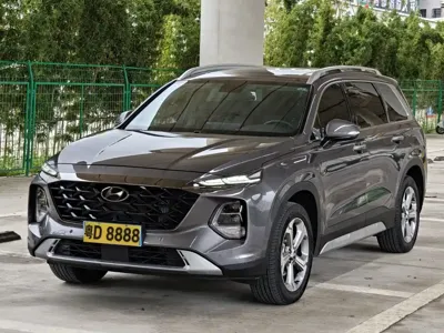 Hyundai Santa Fe 2023, 20000 км, за 99800 CNY