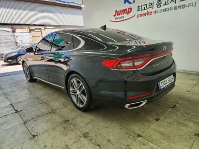 Hyundai Grandeur 2017, 94559 км, за 14800000 KRW