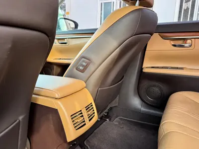 Lexus ES 2016, 90000 км, за 149800 CNY - фото 15