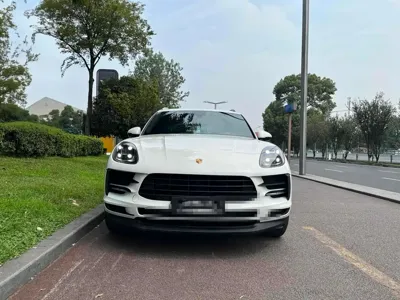 Porsche Macan 2018, 80000 км, за 138000 CNY