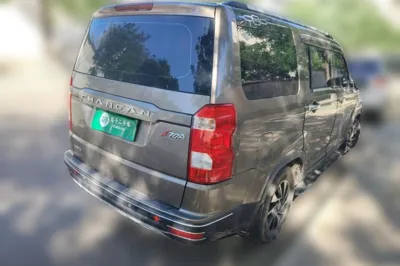 CHANGAN OSHAN X70A 2018, 96300 км, за 38741.63 CNY - фото 6
