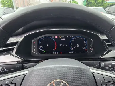 Volkswagen CC 2023, 60000 км, за 147900 CNY - фото 12