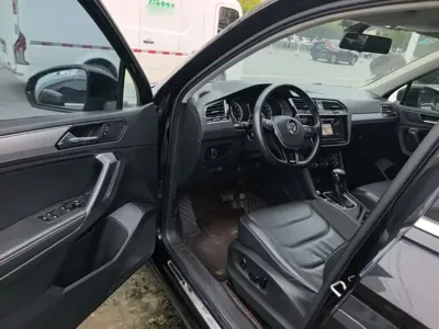 Volkswagen Tiguan L 2020, 121700 км, за 73500 CNY - фото 16