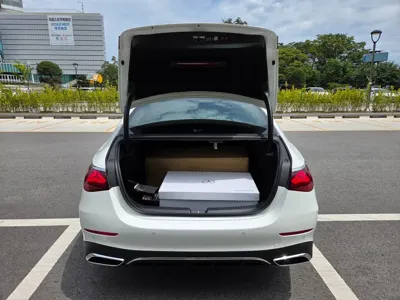 Mercedes-Benz E-Class 2025, 995 км, за 89550000 KRW - фото 6