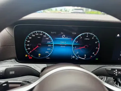 Mercedes-Benz CLS 2021, 85000 км, за 218800 CNY - фото 22