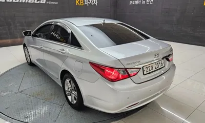 Hyundai Sonata 2013, 123238 км, за 3800000 KRW - фото 6