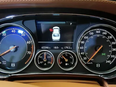Bentley Flying Spur 2014, 62240 км, за 45000000 KRW - фото 9