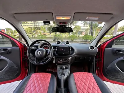 Smart Smart Forfour 2018, 70000 км, за 35800 CNY - фото 5