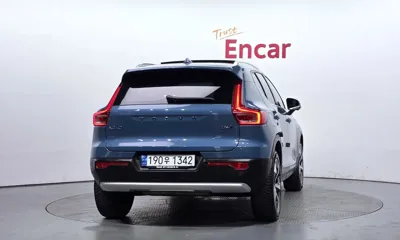 Volvo XC40 2023, 20357 км, за 33500000 KRW