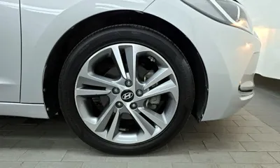 Hyundai Avante 2018, 18565 км, за 11900000 KRW - фото 21