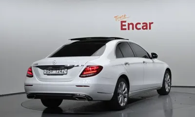 Mercedes-Benz E-Class 2017, 94606 км, за 22500000 KRW