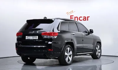 Jeep Cherokee 2015, 135961 км, за 12900000 KRW