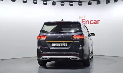 Kia Canival 2017, 201358 км, за 6700000 KRW