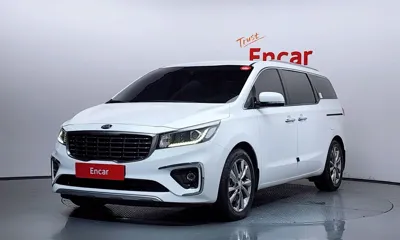 Kia Canival · 2019 год