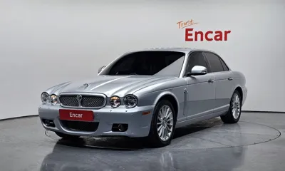 Jaguar XJ · 2008 год