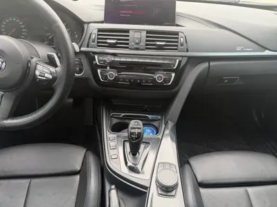 BMW 3 Series 2019, 92000 км, за 93800 CNY - фото 13