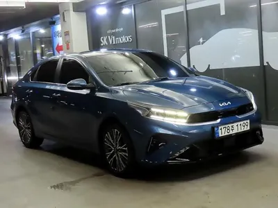 Kia K3 · 2022 год
