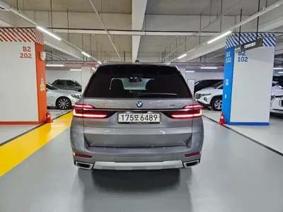 BMW X7 2025, 4550 км, за 123700000 KRW