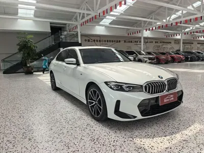 BMW 3 Series 2023, 46000 км, за 219800 CNY