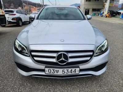 Mercedes-Benz E-Class · 2017 год