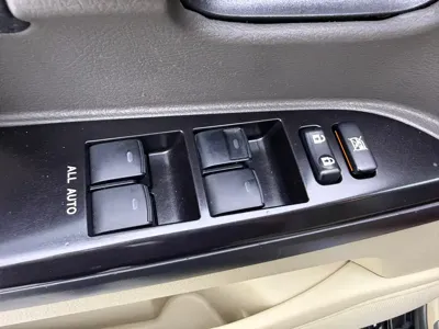 Toyota Land Cruiser 2019, 71000 км, за 447000 CNY - фото 18