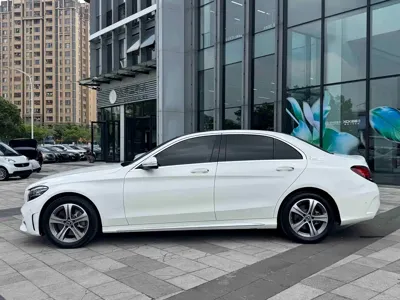 Mercedes-Benz C-Class 2020, 58000 км, за 133000 CNY - фото 3