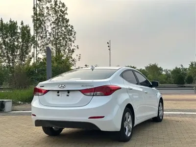 Hyundai Elantra Langdong 2014, 90000 км, за 18800 CNY - фото 4