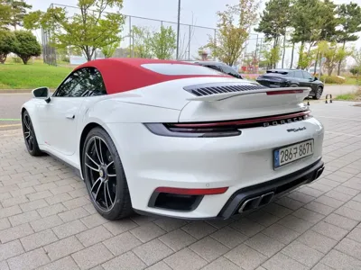 Porsche 911 2021, 13700 км, за 255000000 KRW