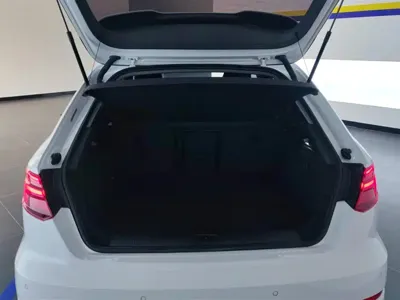 Audi A3 2019, 60599 км, за 66800 CNY