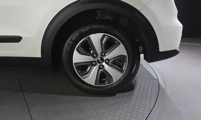 Kia Niro 2017, 45762 км, за 13800000 KRW - фото 21
