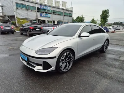 Hyundai Ioniq6 · 2023 год