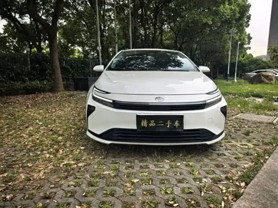 Toyota Corolla 2026, 5000 км, за 67000 CNY