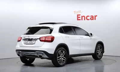 Mercedes-Benz GLA-Class 2019, 101260 км, за 14400000 KRW
