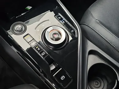 Kia Niro 2024, 23806 км, за 29700000 KRW - фото 8