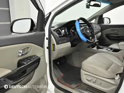 Kia Canival 2017, 146062 км, за 10300000 KRW - фото 11