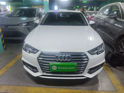 Audi A4L 2018, 118400 км, за 103629.81 CNY