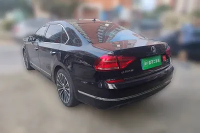 Volkswagen Passat 2017, 130500 км, за 61049.06 CNY