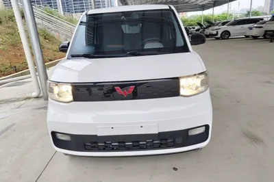 Wuling Hongguang MINIEV 2020, 25900 км, за 30713.23 CNY