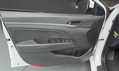 Hyundai Avante 2019, 65037 км, за 10500000 KRW - фото 24