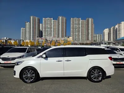 Kia Canival 2017, 194985 км, за 9560000 KRW - фото 11