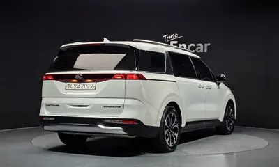 Kia Canival 2021, 86830 км, за 27000000 KRW