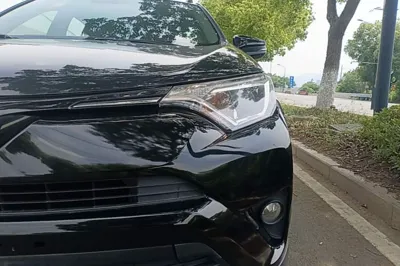 Toyota RAV4 2016, 102000 км, за 76993.8 CNY - фото 9