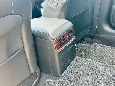 Infiniti Q70 2015, 60000 км, за 73800 CNY - фото 15