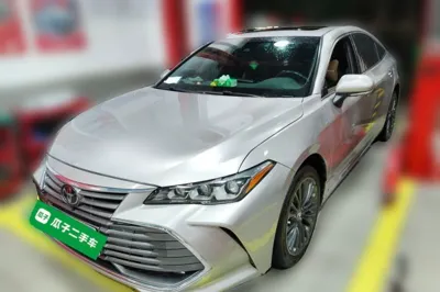 Toyota Avalon · 2019 год