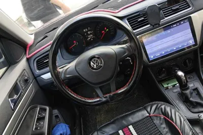 Volkswagen Lavida 2017, 64500 км, за 38455.02 CNY - фото 20