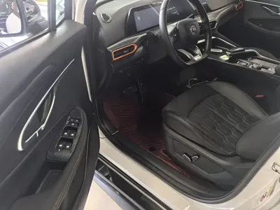 Changan UNI-T 2022, 56000 км, за 58800 CNY