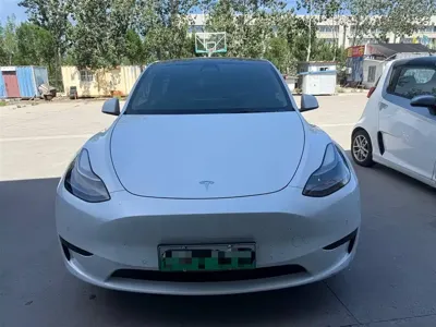 Tesla Model Y 2023, 43000 км, за 165799 CNY - фото 2
