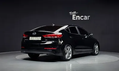 Hyundai Avante 2017, 148306 км, за 7700000 KRW
