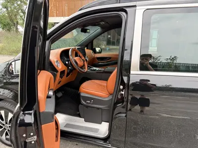 Mercedes-Benz Vito 2024, 52000 км, за 209800 CNY - фото 12
