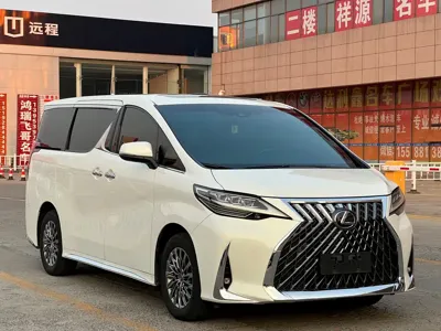 Lexus LM 2020, 149000 км, за 633000 CNY